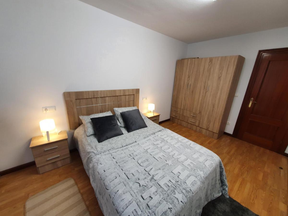 La Estancia De Cangas - Amplio Piso Con Garaje Onís Esterno foto